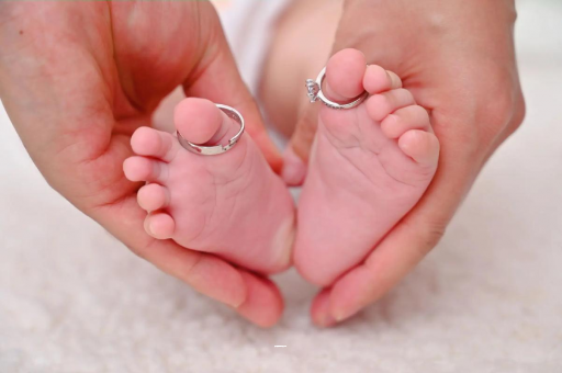 来宾六个月宝宝退烧小妙招