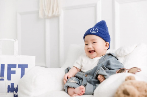 来宾宝宝大便酸臭